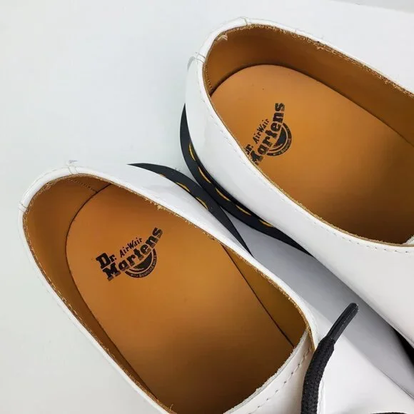 Dr. Doc Martens Lamper White Patent Leather Shoes 26754 Low Top Women's 11 NWOT - Picture 10 of 12